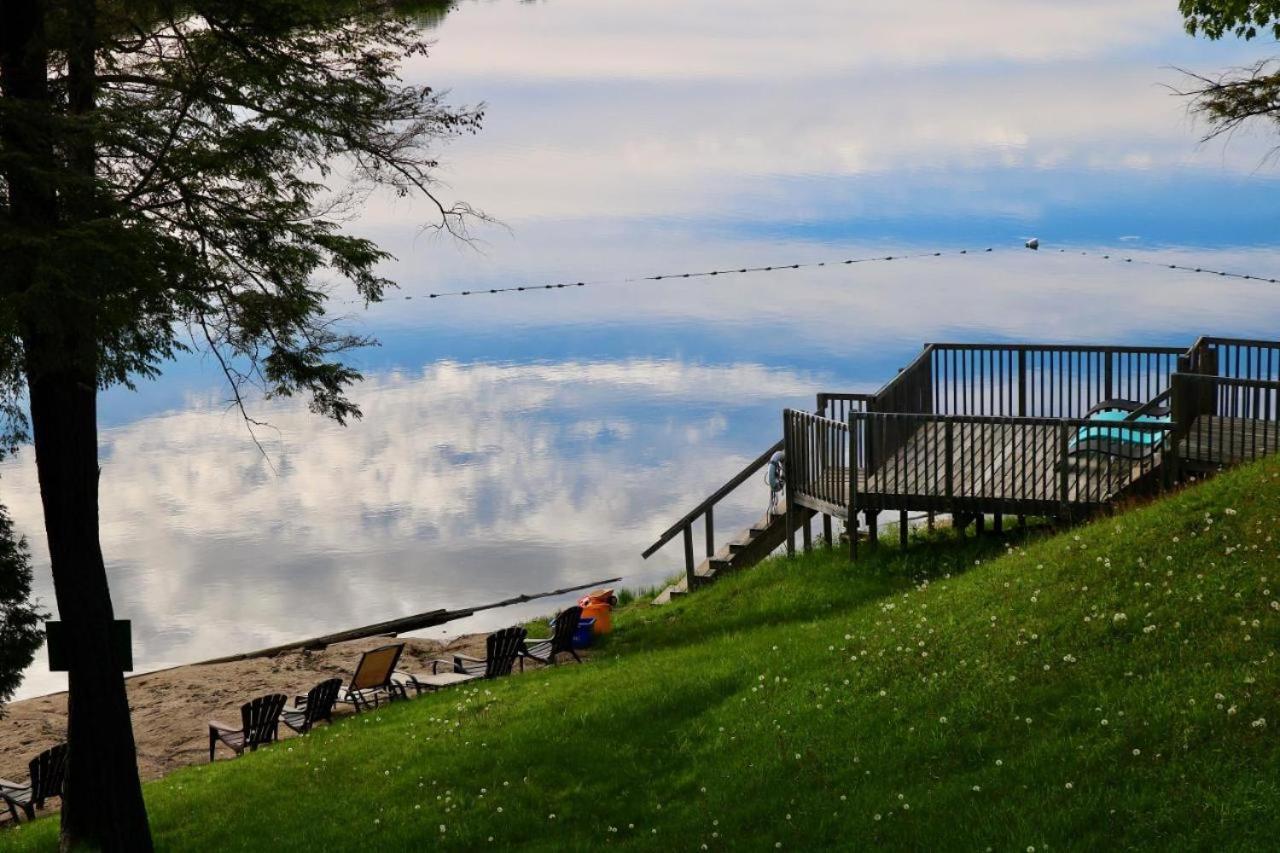 Sunny Point Resort Otter Lake Экстерьер фото
