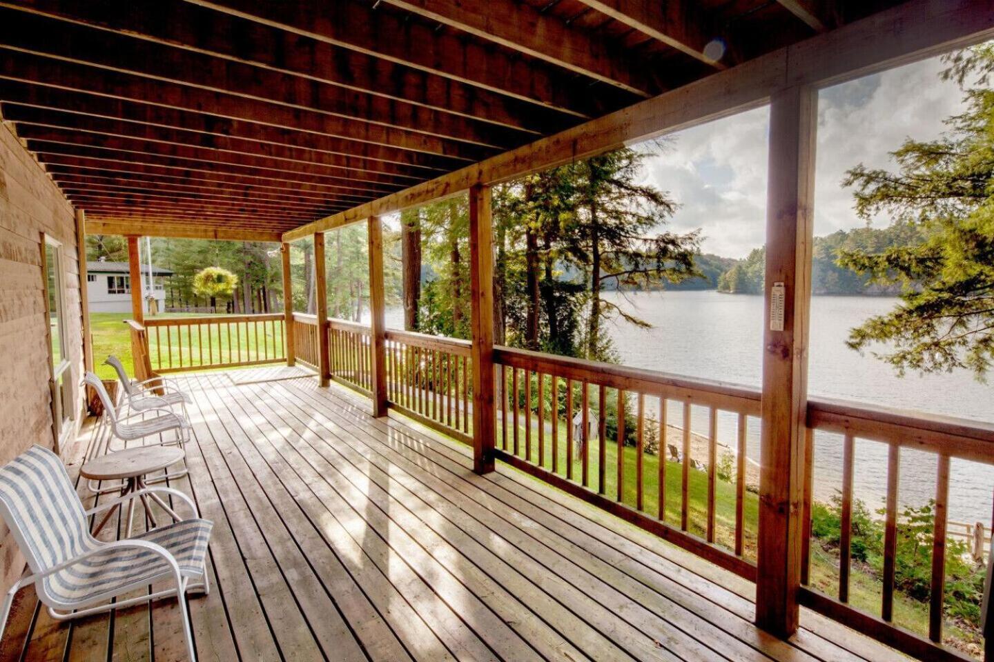 Sunny Point Resort Otter Lake Экстерьер фото