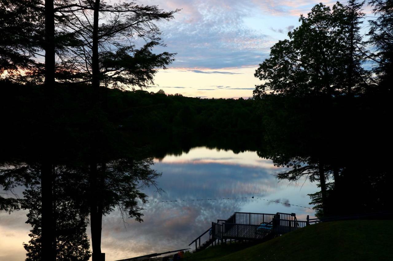 Sunny Point Resort Otter Lake Экстерьер фото