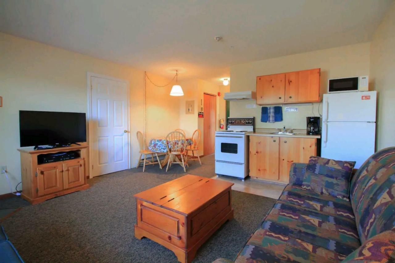 Sunny Point Resort Otter Lake Экстерьер фото